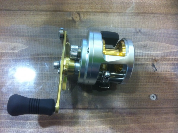 カルカッタ　エメラルダス　ブリーデン　スコーピオン　入荷！！