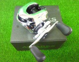 シマノ・12アンタレス・左 アブガルシア・レボエリート暁・左 (茨木店) シマノ・12アンタレス・左 アブガルシア・レボエリート暁・左 (茨木店)