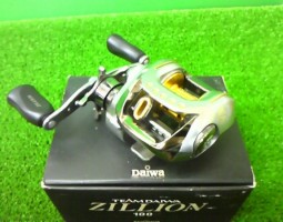 ダイワ　ジリオン100Ｈ　ルアー大量！！（茨木店）