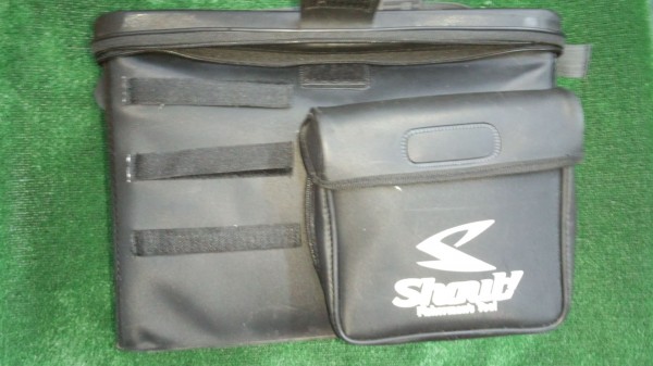 シャウトバッグ