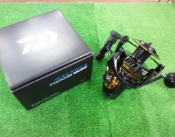 ソルティガ ドッグファイト カーペンター UZU 入荷!!(山科店) ソルティガ ドッグファイト カーペンター UZU 入荷!!(山科店)