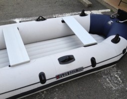 3人乗りゴムボート 入荷!!!!! 3人乗りゴムボート 入荷!!!!!
