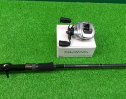 人気のヒュージカスタム入荷いたしました! 人気のヒュージカスタム入荷いたしました!