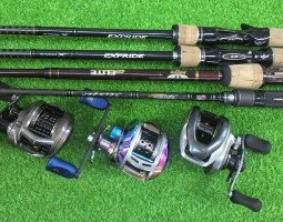 人気のバスロッド&リール入荷しました! 人気のバスロッド&リール入荷しました!