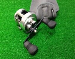 12 オシアカルカッタ201PG・バンタム2000L・シーバスルアー買取入荷 (幕張店) 12 オシアカルカッタ201PG・バンタム2000L・シーバスルアー買取入荷 (幕張店)