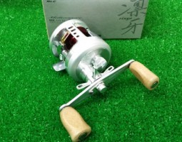 ダイワ・凛牙　シマノ・０１ステラＳＷ　エクスプライド２本（茨木店）