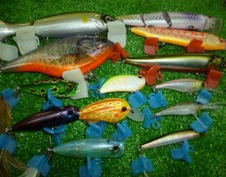 人気メーカールアー入荷（大東店）