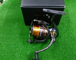 ダイワ・１３セルテート２５１０ＰＥ　エバグリ・スーパーセンサー　サイトマスター　人気ルアー（茨木店）