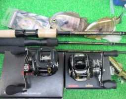 デプス×ダイワ　ＤＲ-100ＺＸ　美品( ^)o(^ )入荷！　