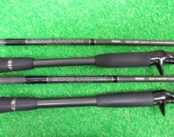 デプス　ヒュージカスタム　2本入荷！　( ^)o(^ )