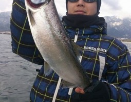 釣果情報～琵琶湖・ビワマス～（豊中店）