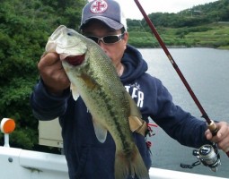 釣果報告 兵庫県野池釣行 (バス) 高槻店 釣果報告 兵庫県野池釣行 (バス) 高槻店