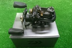 ジリオン100H・ジリオン100SH・タトゥーラ103(茨木店) ジリオン100H・ジリオン100SH・タトゥーラ103(茨木店)