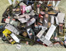 バスルアー入荷しました（滝野店）