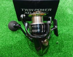 シマノ　アルデバラン５１　ツインパワーＸＤ4000ＸＧ　ダイワ　モアザンＡＧＳ87ＭＬＢ入荷