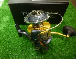 15”ツインパワーSW 14000XG 入荷!(大東店) 15”ツインパワーSW 14000XG 入荷!(大東店)