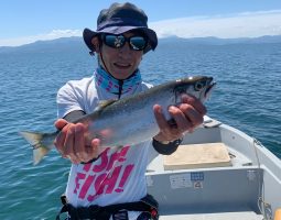 ビワマス釣行（豊中店）