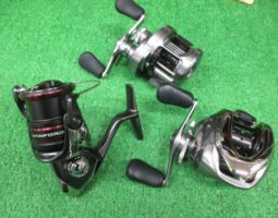 シマノ ヴァンフォード 2500SHGなど他にも多数! 買取入荷してます。道楽箱山科店 シマノ ヴァンフォード 2500SHGなど他にも多数! 買取入荷してます。道楽箱山科店