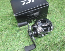 21 スティーズ リミテッド SV TW1000Hなど他多数入荷中! 道楽箱山科店 21 スティーズ リミテッド SV TW1000Hなど他多数入荷中! 道楽箱山科店